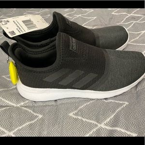 Women’s Adidas cloud foam shoes